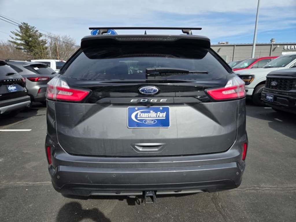 Used 2024 Ford Edge SUV