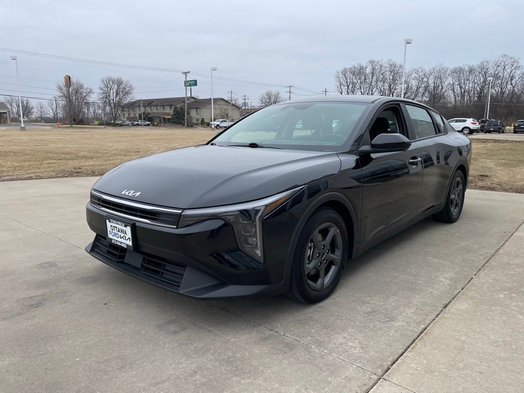 Used 2025 Kia K4 LXS Sedan