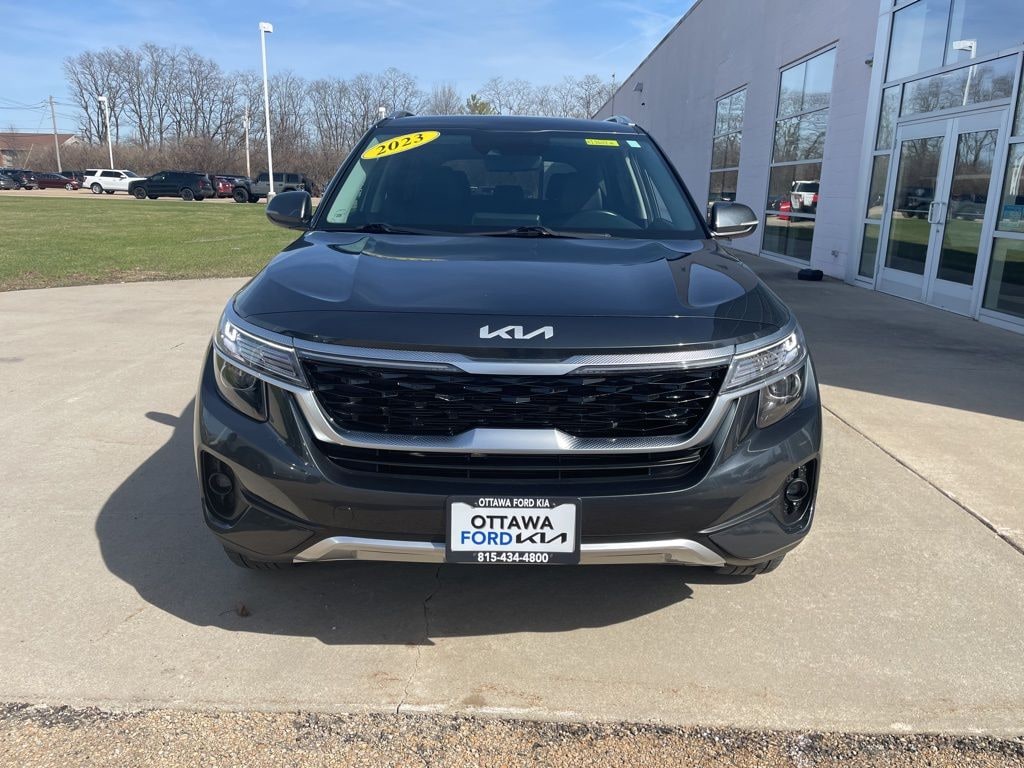 Used 2023 Kia Seltos EX SUV