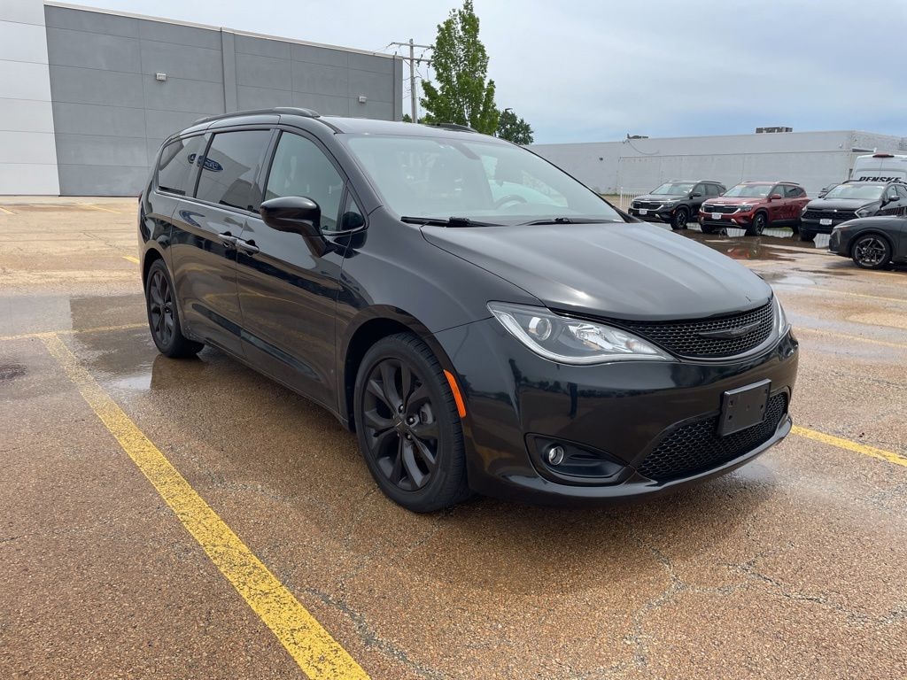 Certified 2018 Chrysler Pacifica Touring L Plus Van