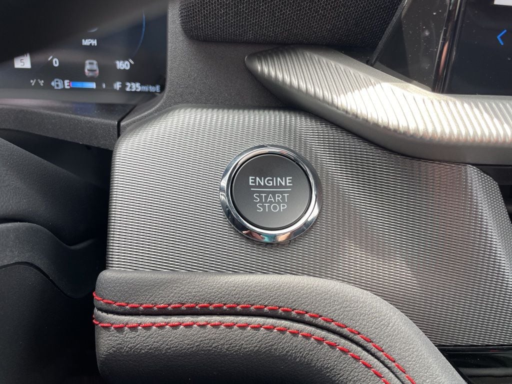 2026 Ford Explorer ST - Photo 25