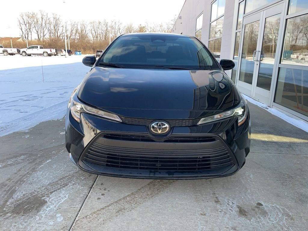 Used 2023 Toyota Corolla LE Sedan