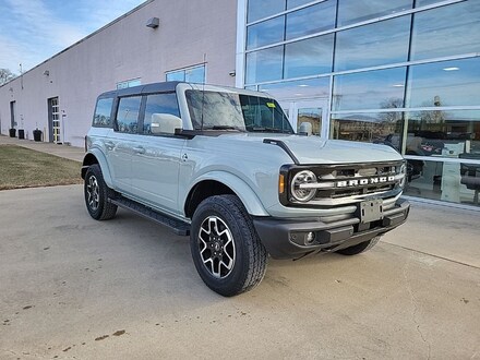 2024 Ford Bronco Outer Banks SUV