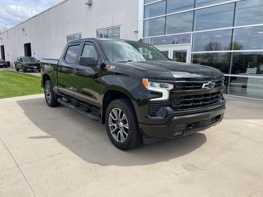 Used 2022 Chevrolet Silverado 1500 RST Truck Crew Cab
