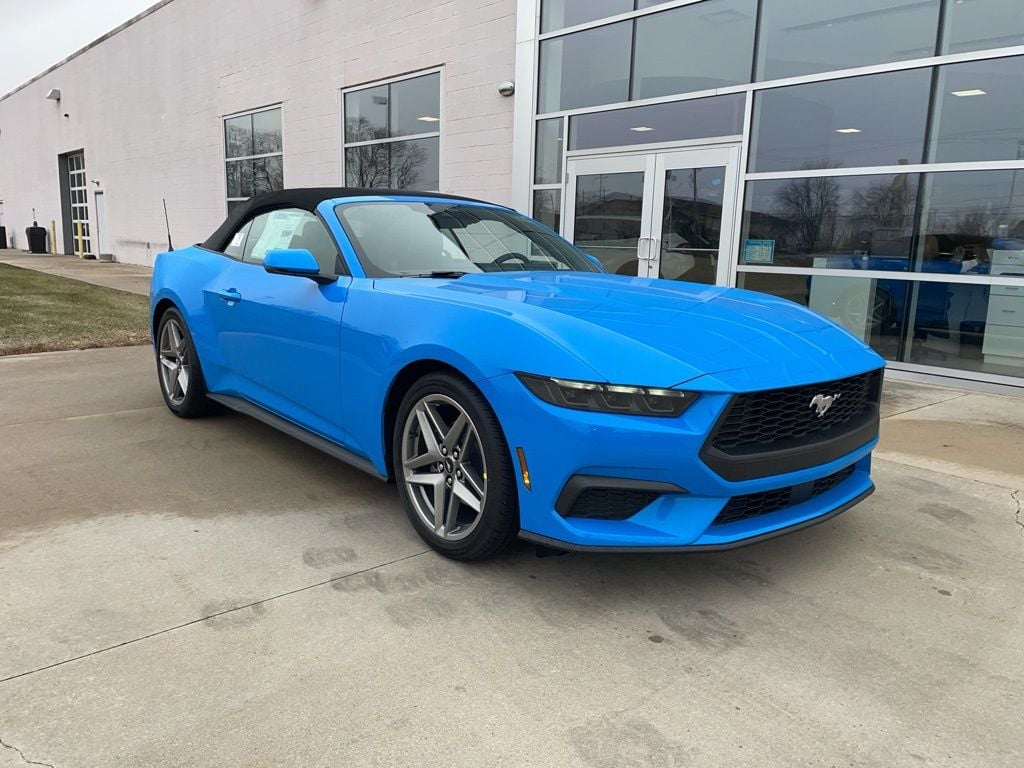 2026 Ford Mustang EcoBoost Premium's photo