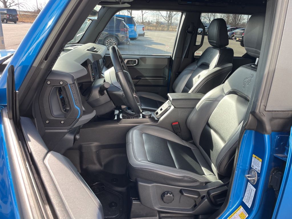 2024 Ford Bronco 4-Door Black Diamond - Photo 8