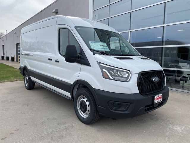 2025 Ford Transit Van Base's photo