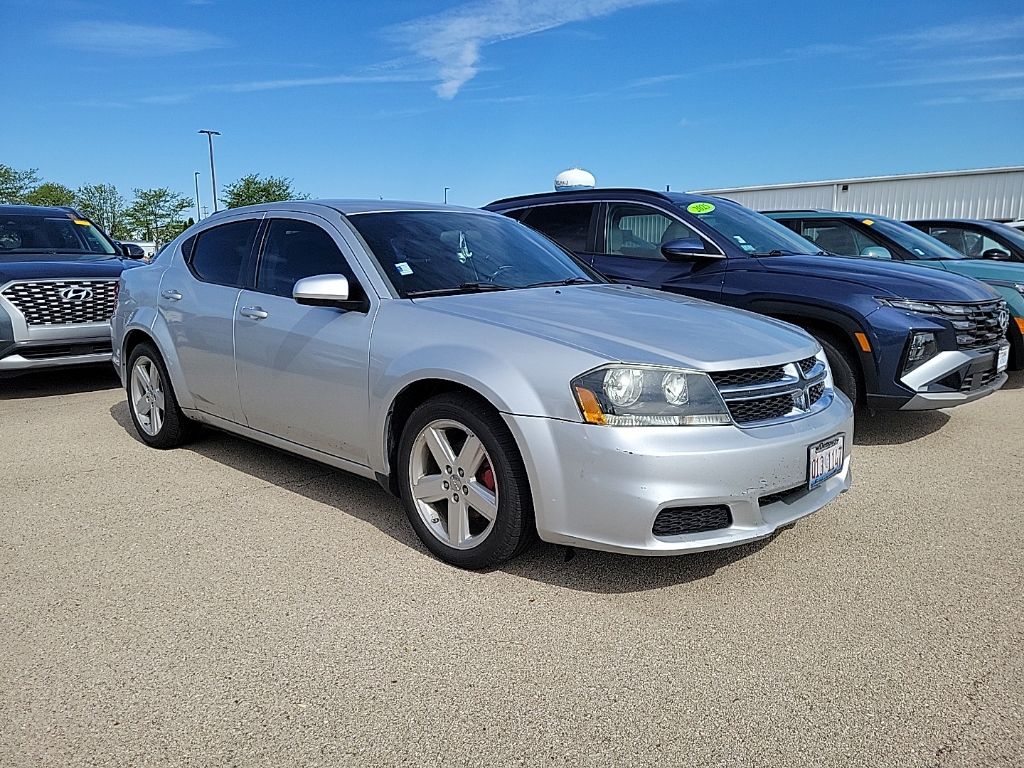 2012 Dodge Avenger SXT's photo