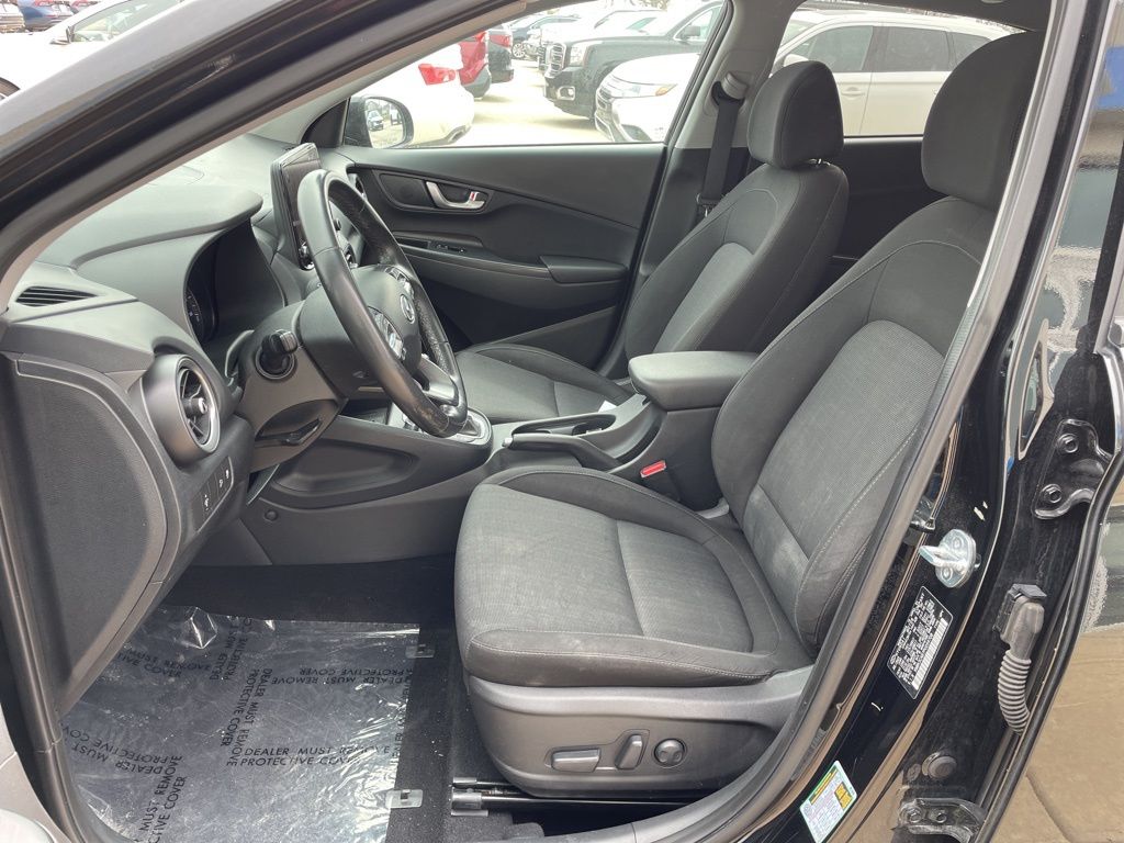 2023 Hyundai Kona SEL - Photo 8