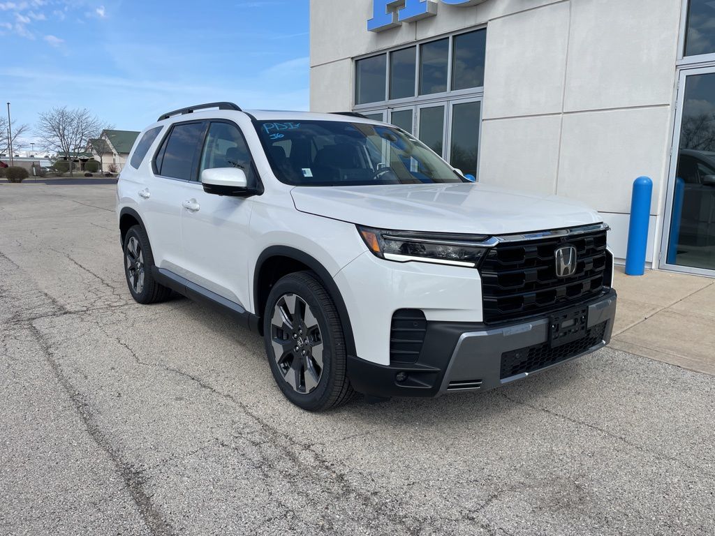 2026 Honda Pilot Touring AWD's photo