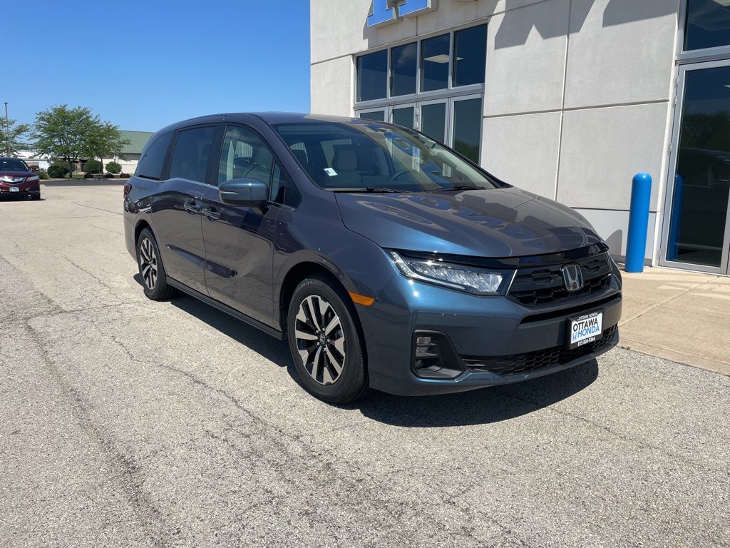 2026 Honda Odyssey EX-L's photo