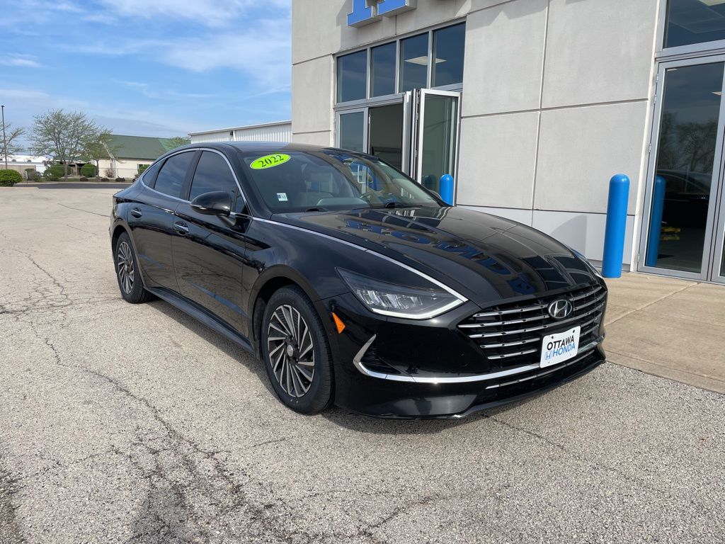 2022 Hyundai Sonata Hybrid