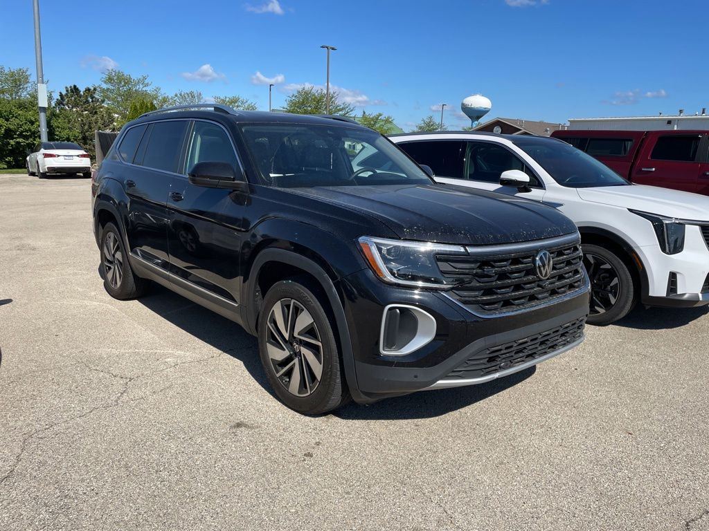 2024 Volkswagen Atlas 2.0T SEL 4MOTION's photo