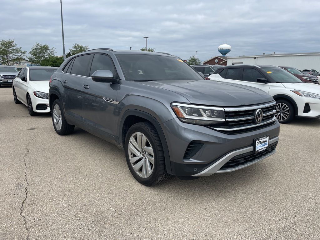 2021 Volkswagen Atlas Cross Sport 2.0T SE w/Tech 4MOTION's photo