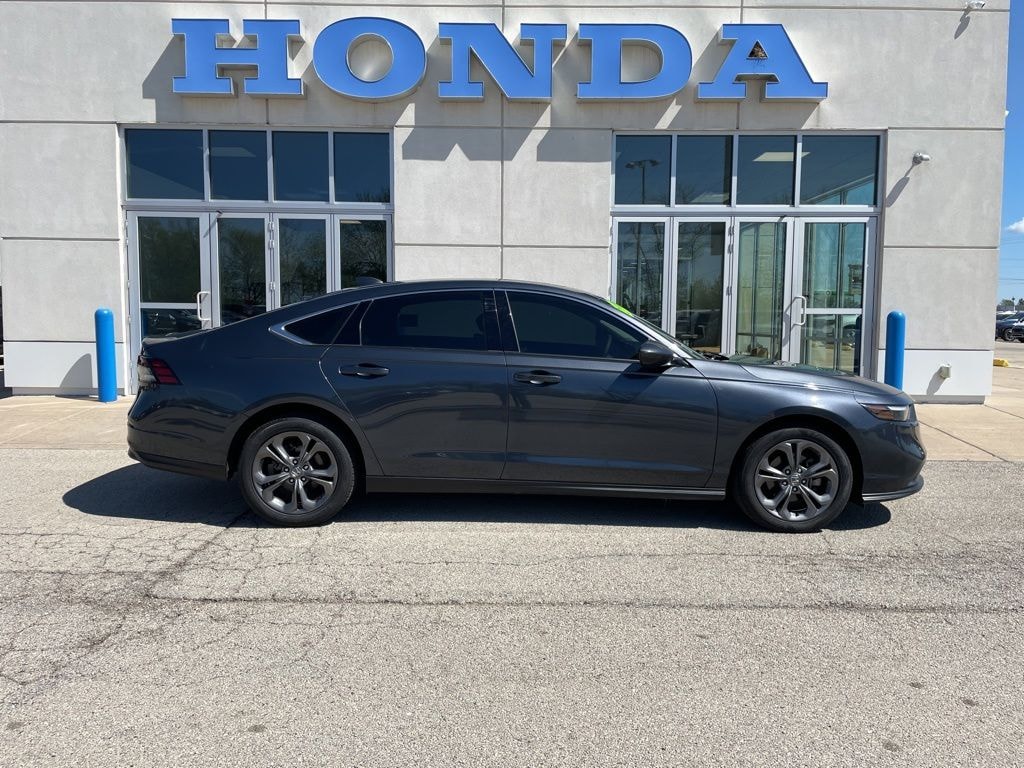 Used 2023 Honda Accord EX Sedan