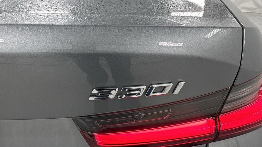 2025 BMW 3 Series 330i - Photo 36