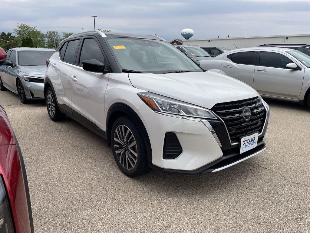 2023 Nissan Kicks 1.6 SV's photo