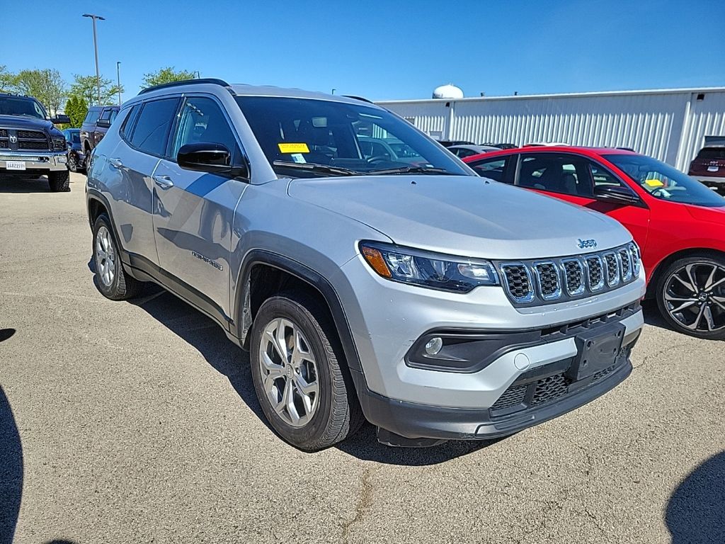 2024 Jeep Compass Latitude 4X4's photo