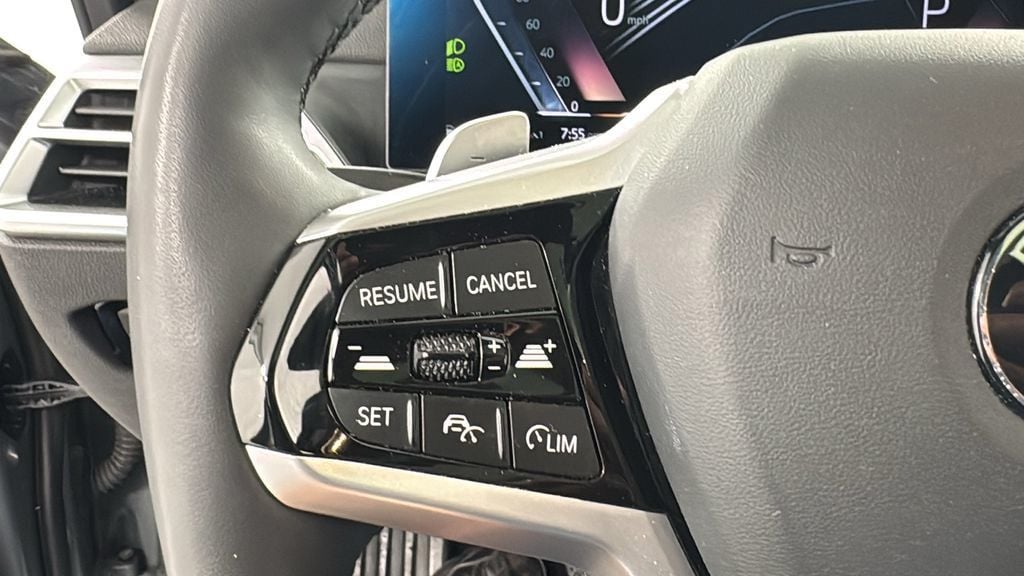 2025 BMW 3 Series 330i - Photo 20