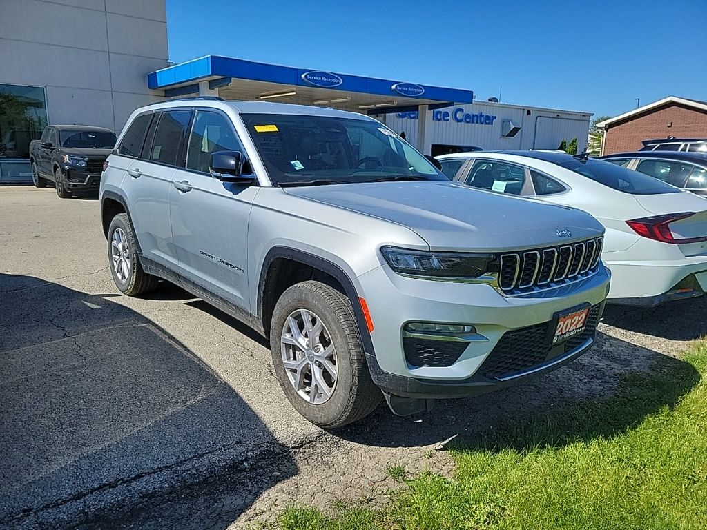 2022 Jeep Grand Cherokee Limited's photo