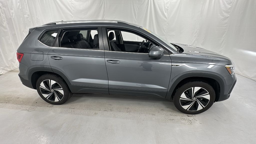 Used 2024 Volkswagen Taos 1.5T SE SUV