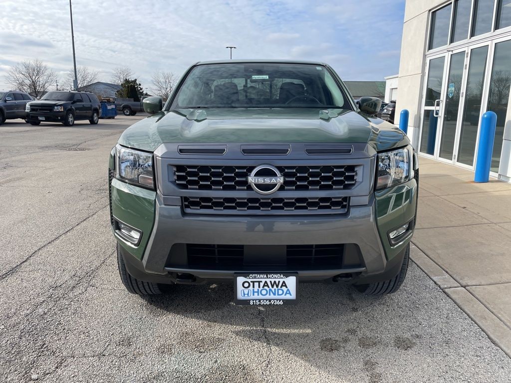 Used 2025 Nissan Frontier SV Truck Crew Cab