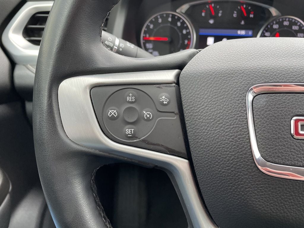2023 GMC Acadia SLT - Photo 27