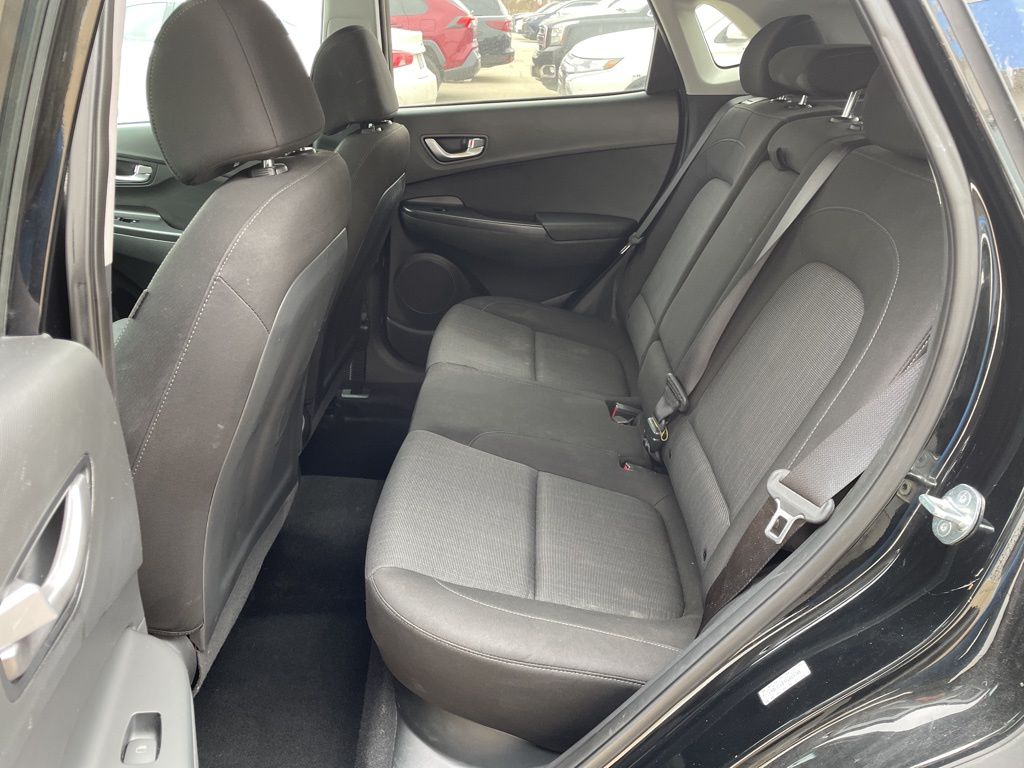 2023 Hyundai Kona SEL - Photo 11
