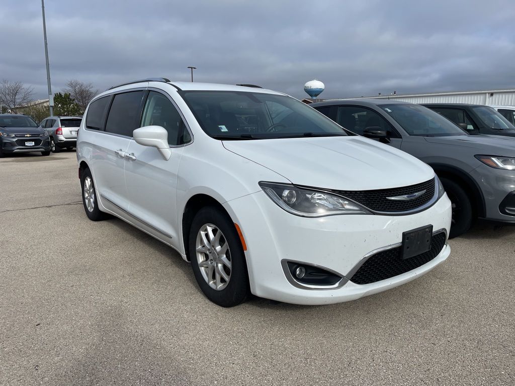 2020 Chrysler Pacifica Touring L