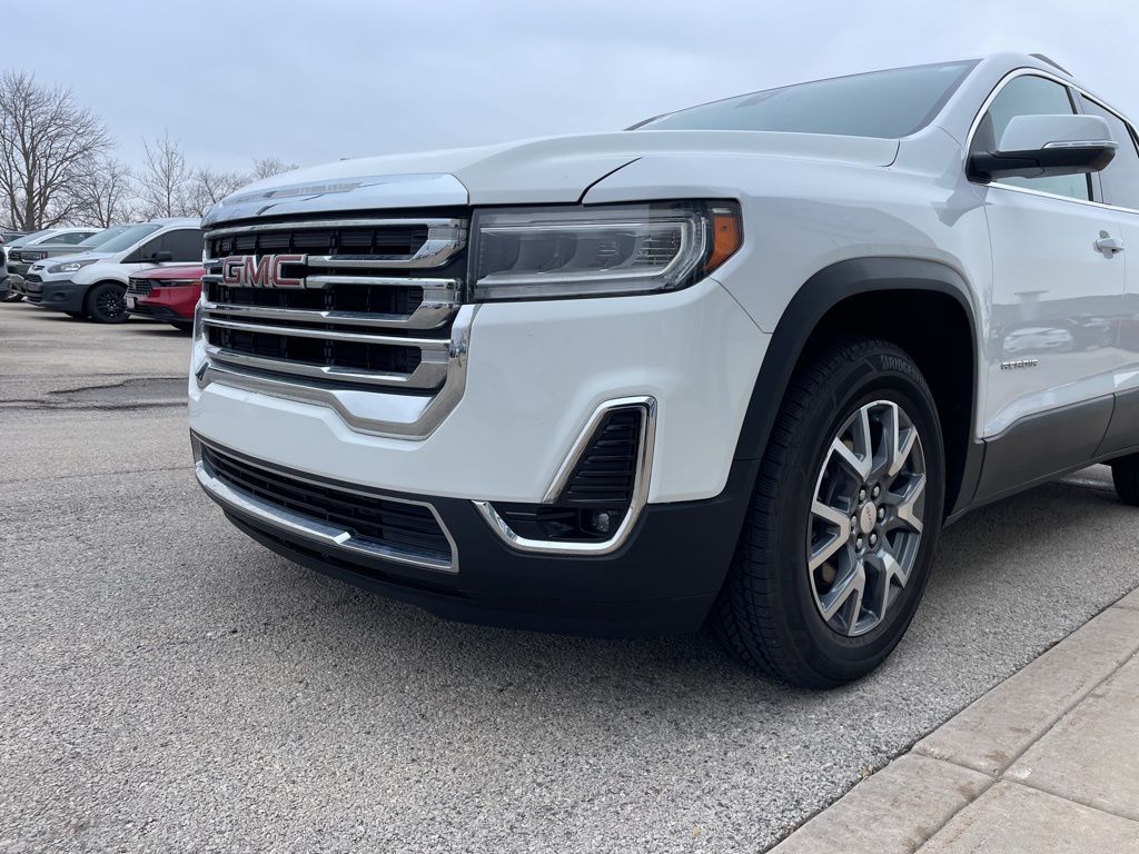 2023 GMC Acadia SLT - Photo 16
