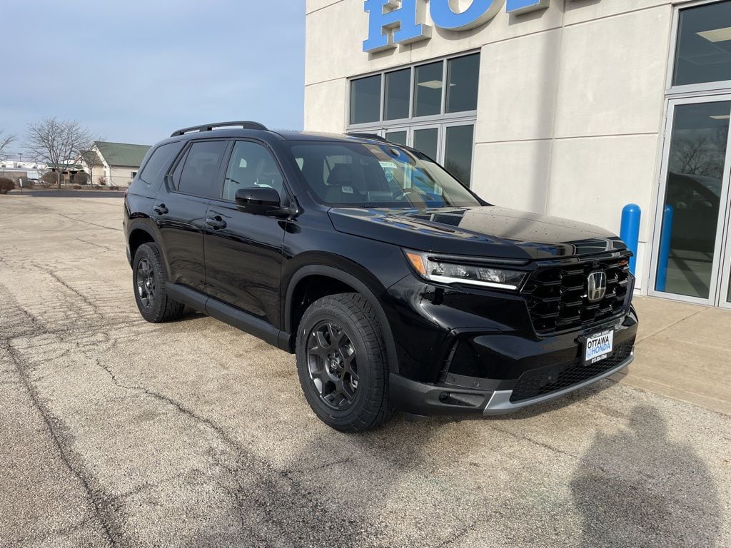 2025 Honda Pilot TrailSport's photo