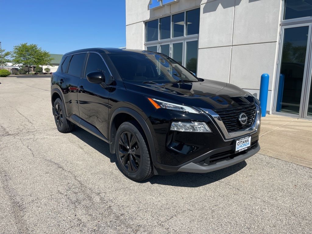 Used 2023 Nissan Rogue SV SUV