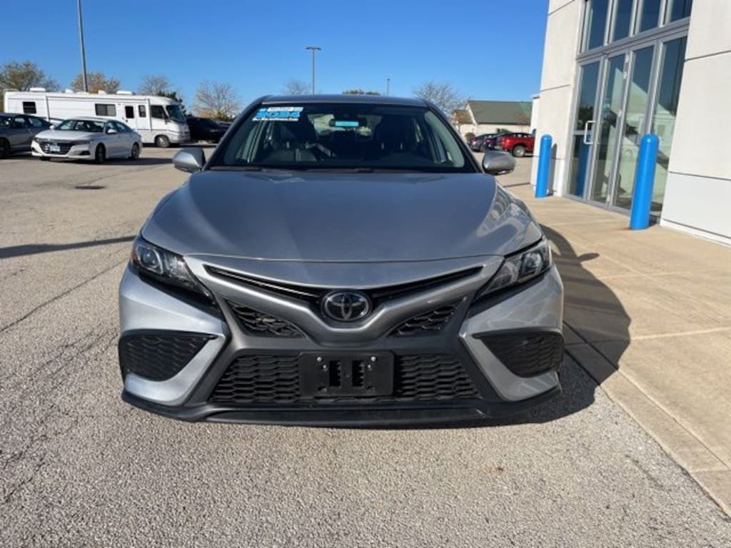 Used 2024 Toyota Camry SE Sedan