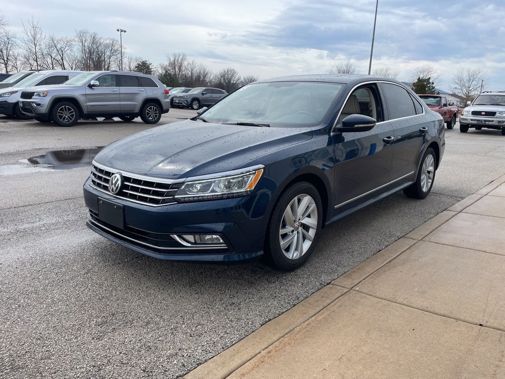 Used 2018 Volkswagen Passat SE with VIN 1VWBA7A37JC003983 for sale in Ottawa, IL