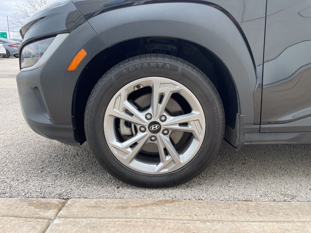 2023 Hyundai Kona SEL - Photo 16