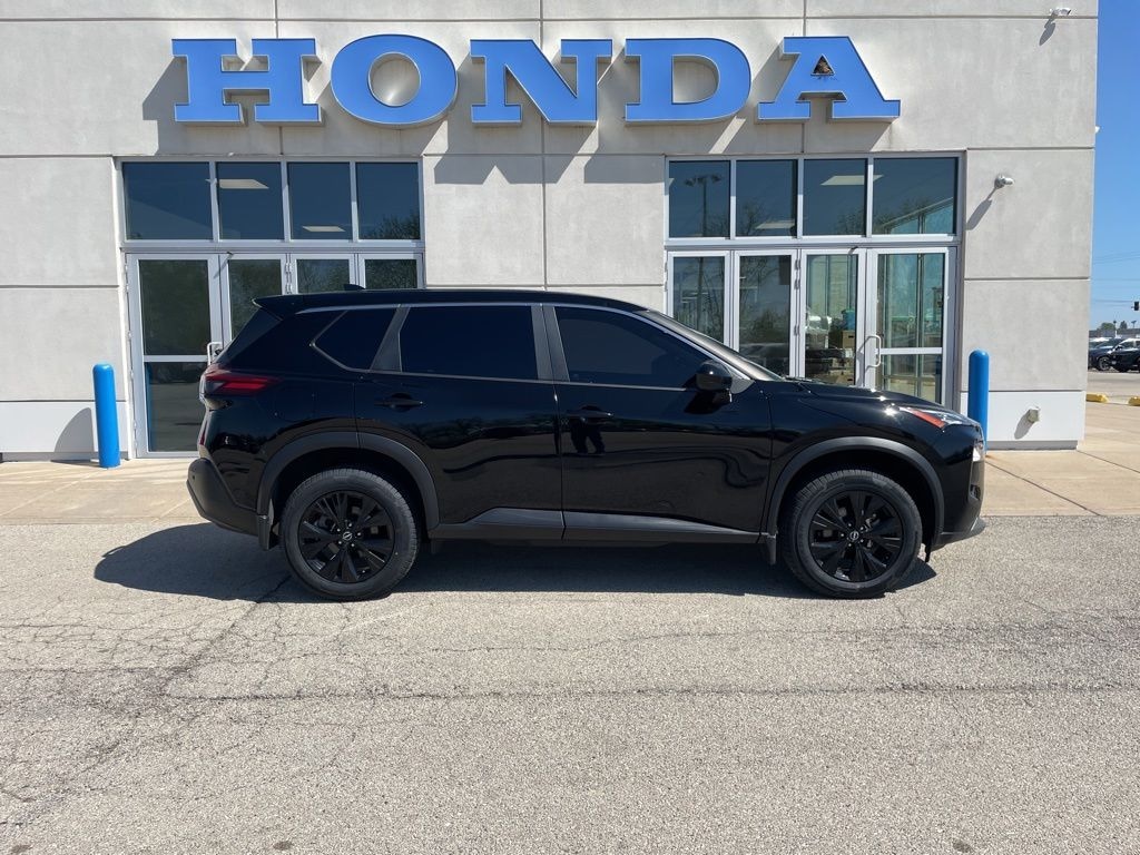 Used 2023 Nissan Rogue SV SUV