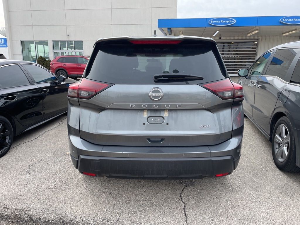 Used 2025 Nissan Rogue SV SUV