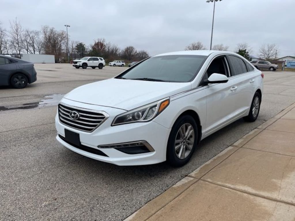 Used 2015 Hyundai Sonata SE Sedan