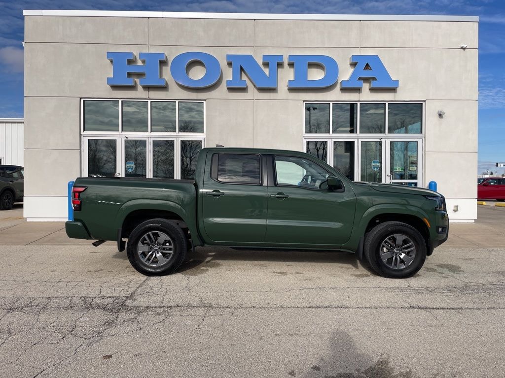 Used 2025 Nissan Frontier SV Truck Crew Cab