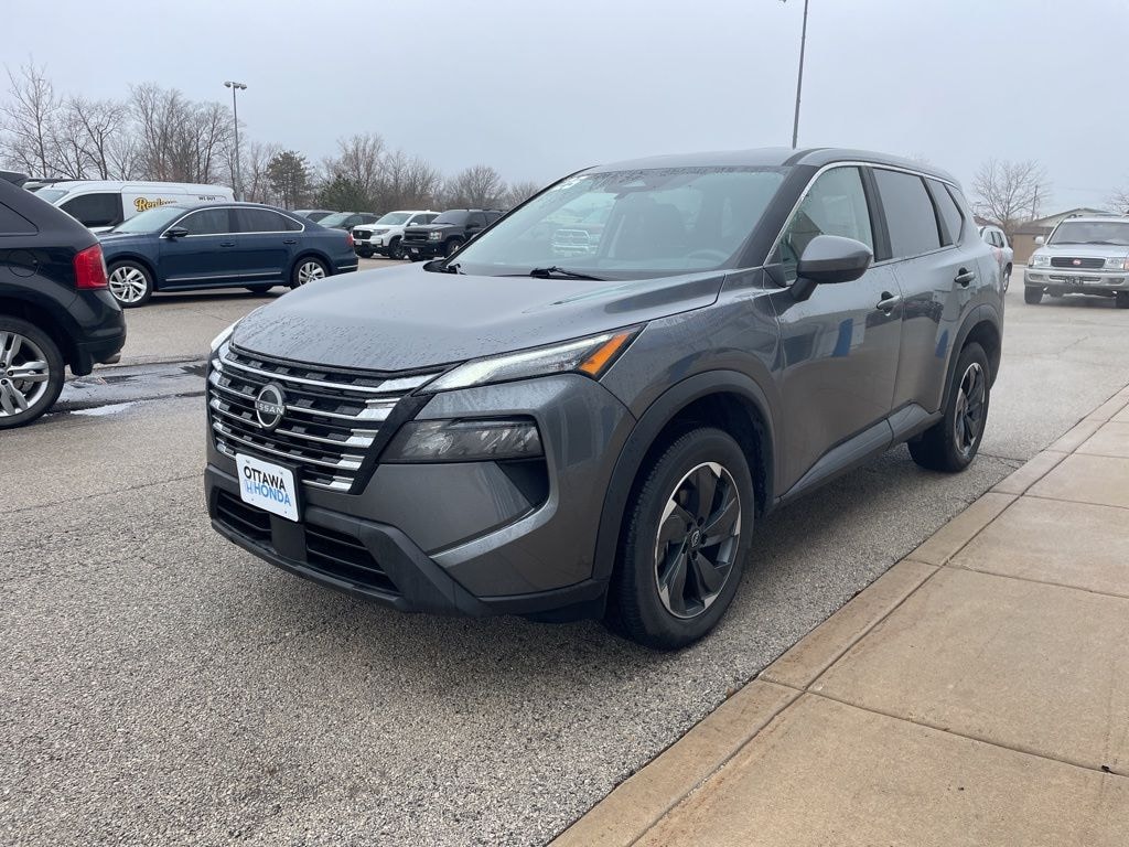 Used 2025 Nissan Rogue SV SUV