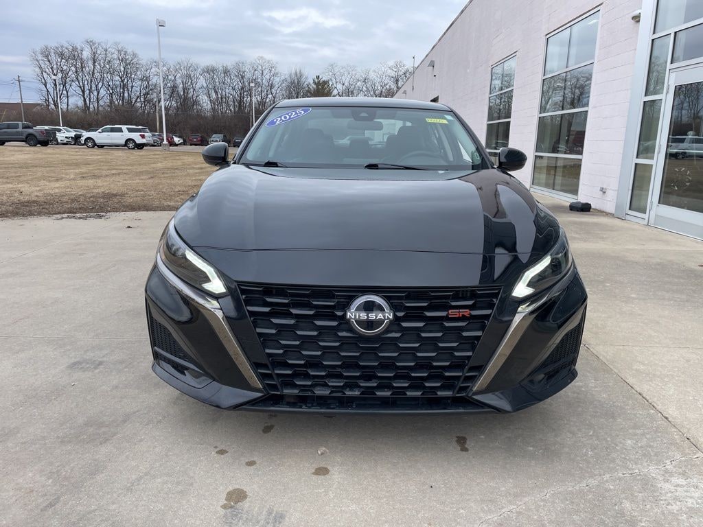 Used 2025 Nissan Altima SR Sedan