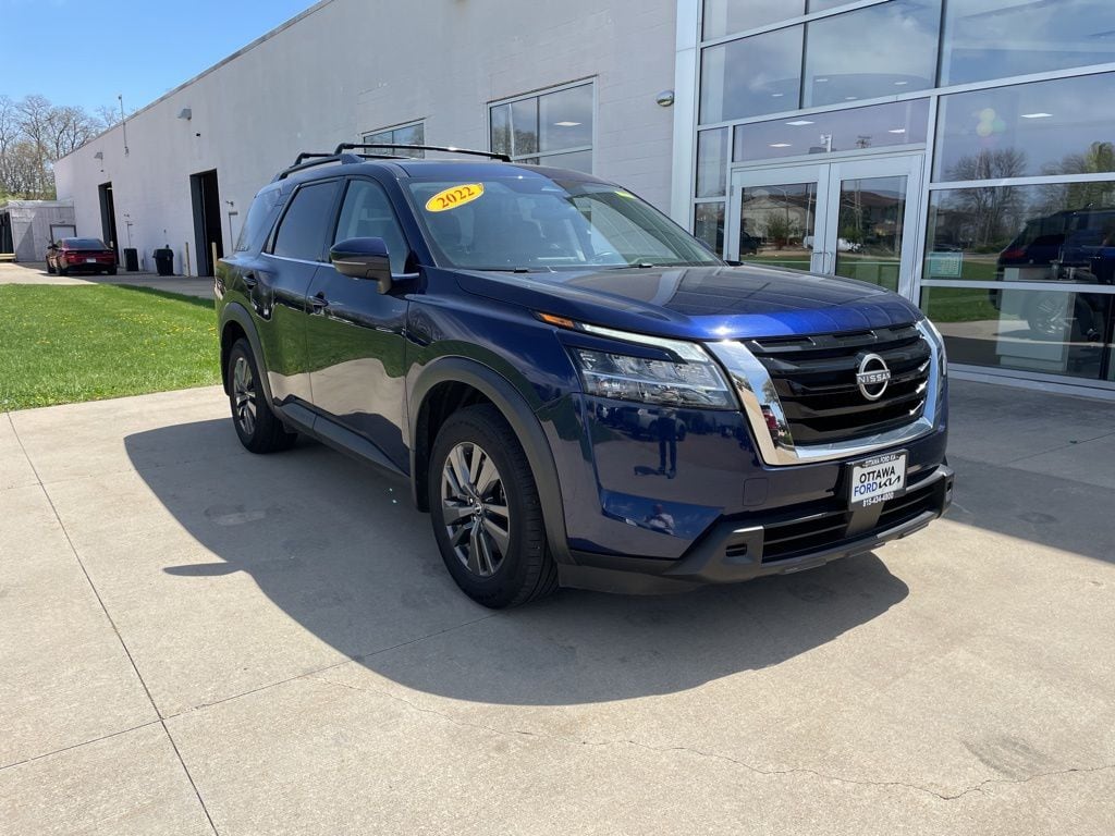 Used 2022 Nissan Pathfinder SV SUV