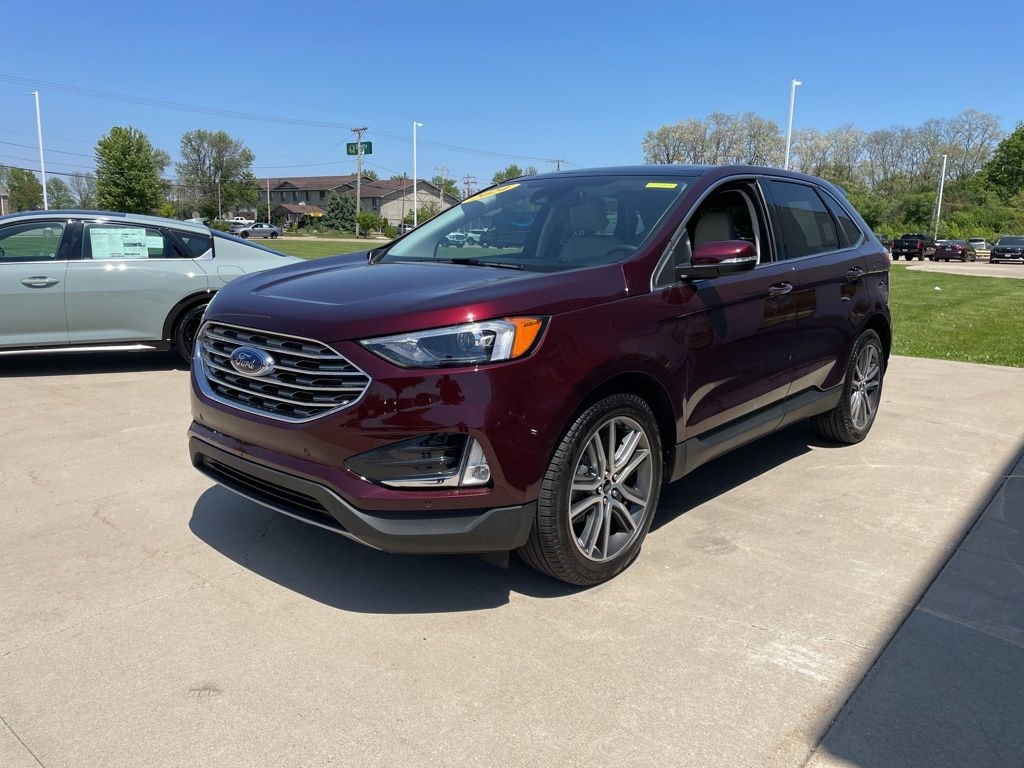 Used 2024 Ford Edge Titanium SUV
