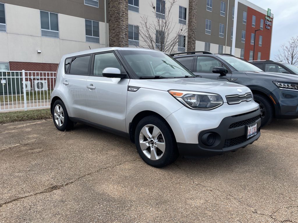 2019 Kia Soul Base's photo