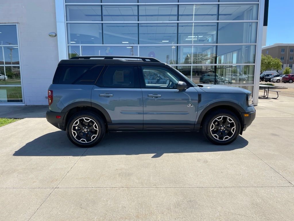 Used 2025 Ford Bronco Sport Outer Banks SUV