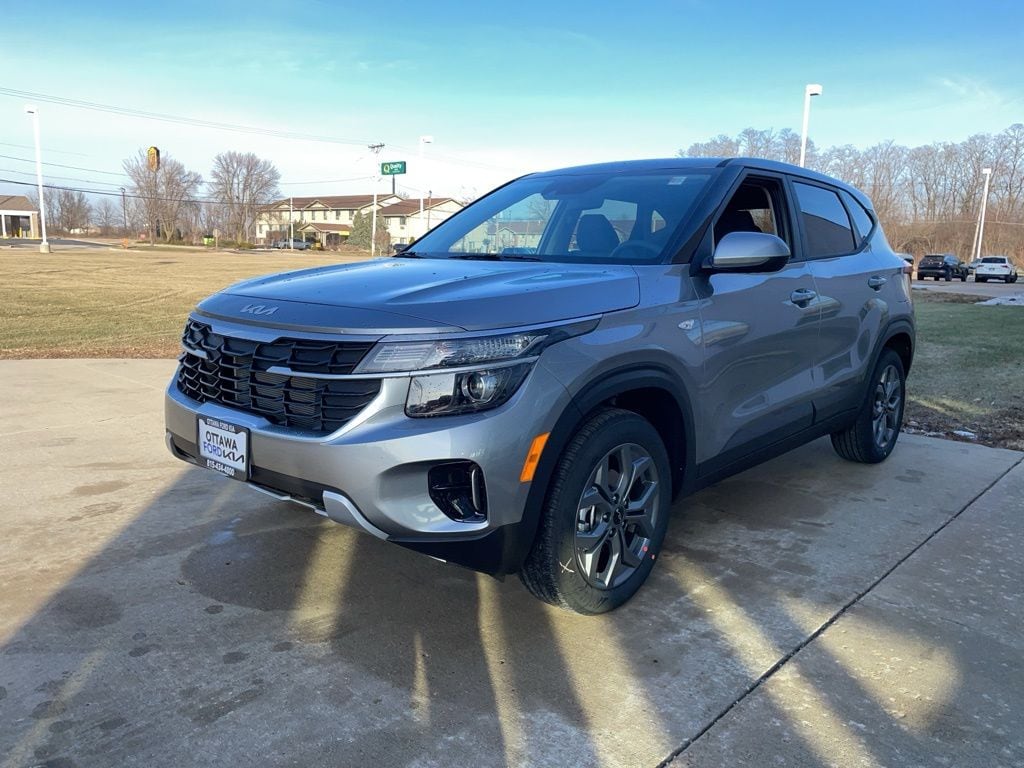 New 2026 Kia Seltos LX SUV