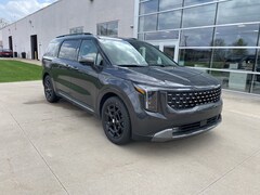 2026 Kia Carnival SX Van Passenger Van