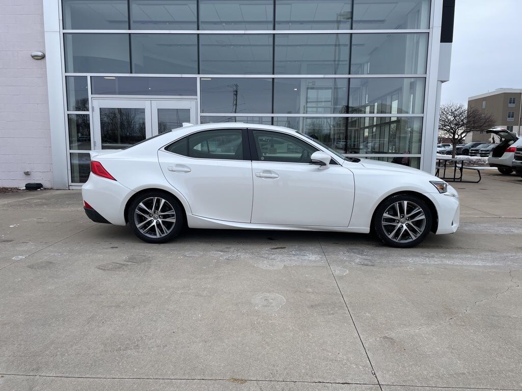 Used 2018 Lexus IS 300 Sedan