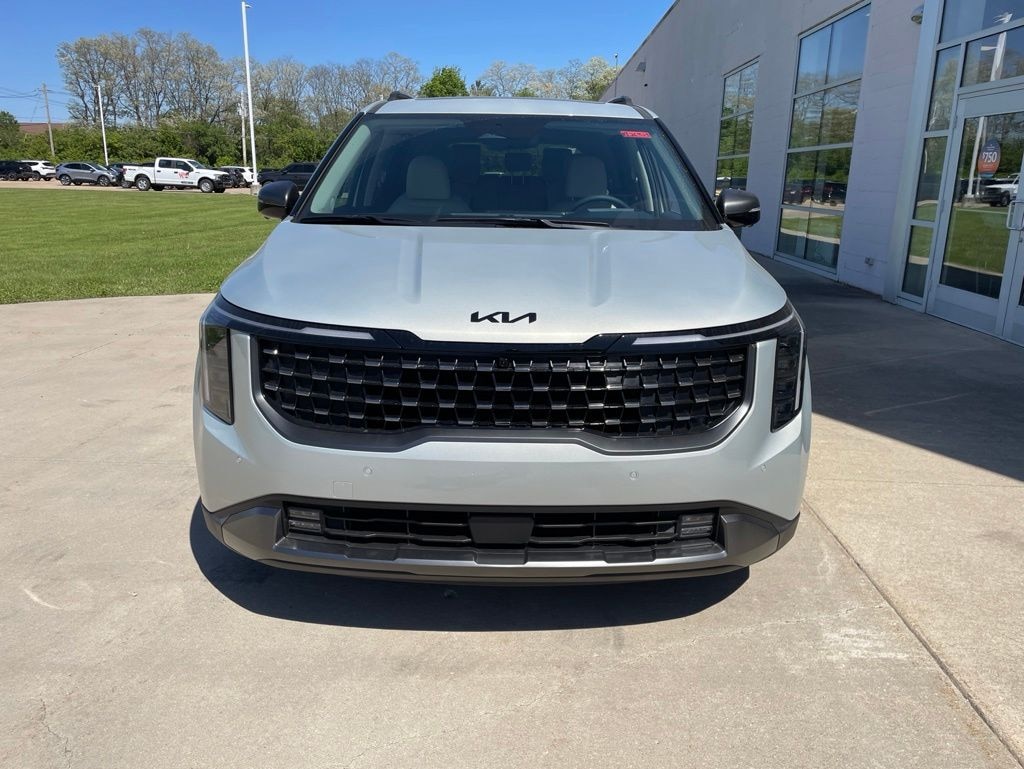 New 2026 Kia Carnival SX Van Passenger Van