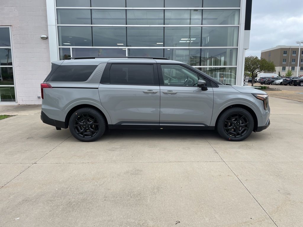 New 2026 Kia Carnival Hybrid SX Van Passenger Van